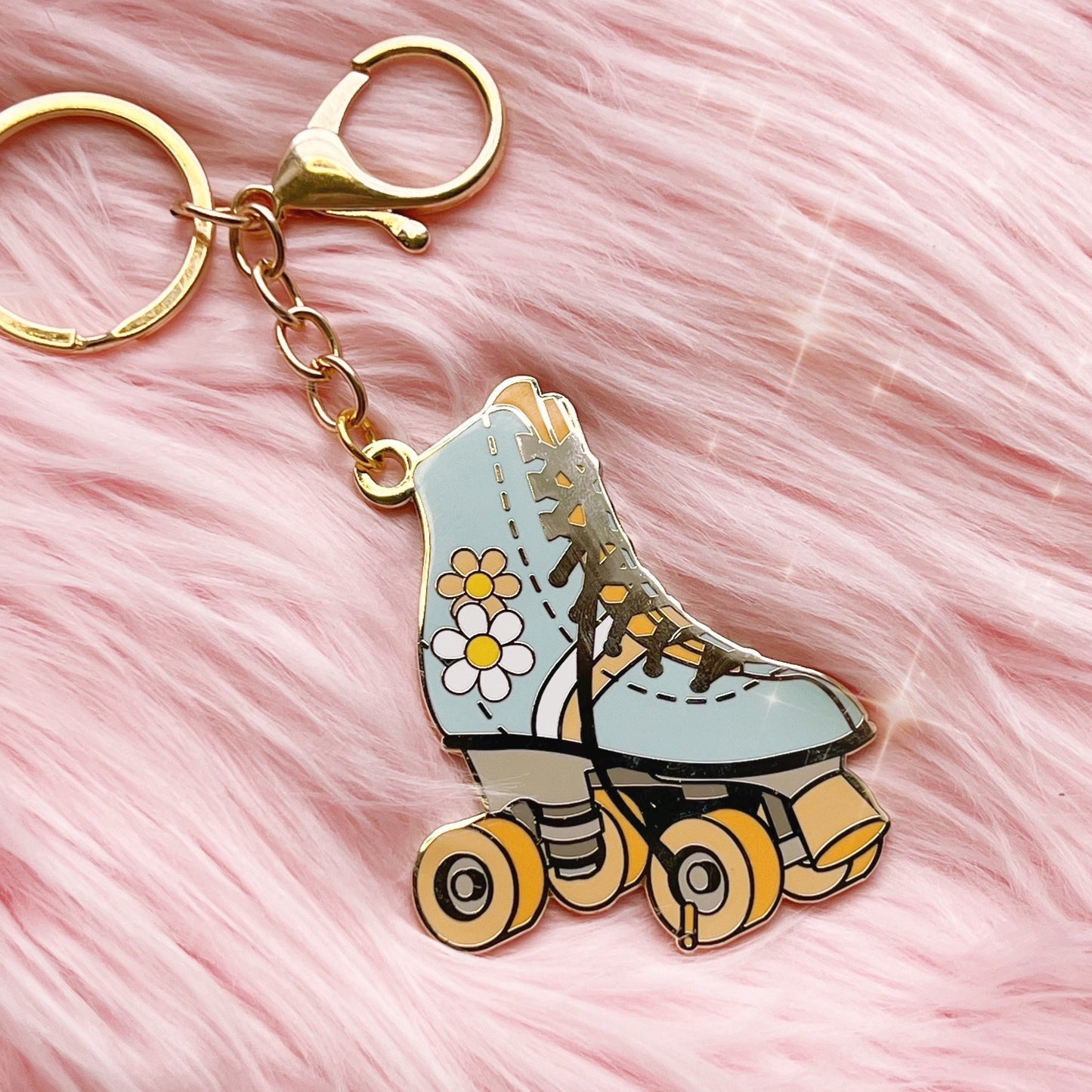 Roller Skate Enamel Keychain - Light Blue Daisy