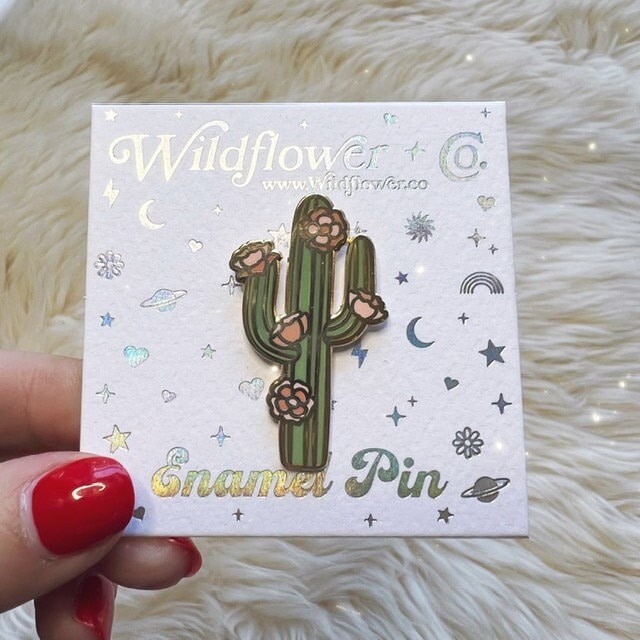 AC00371-MLT-OS - Saguaro Cactus Pin - Arizona Desert Southern Nature Saguaro Blossoms - Wildflower + Co (1)