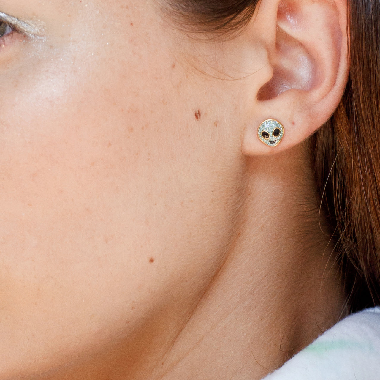 JW00425-MNT-OS-R - Alien Stud Earrings, Mint Glitter - Wildflower + Co model
