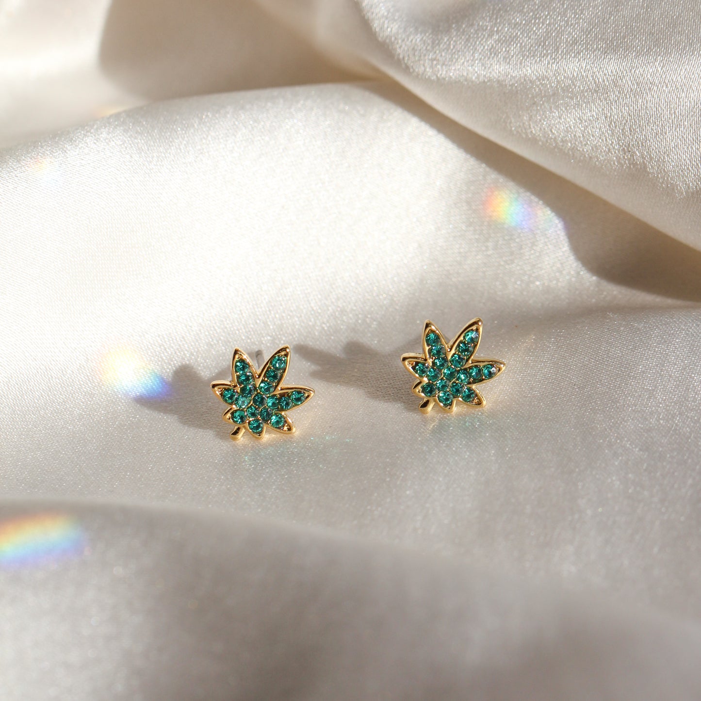 JW00886-GLD-OS-R - Weed Stud Earrings - Wildflower + Co satin 2
