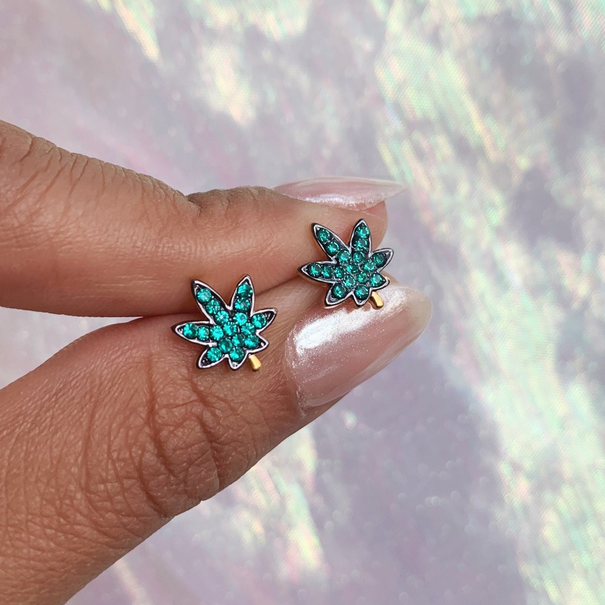 JW00886-GLD-OS-R - Weed Stud Earrings - Wildflower + Co hand