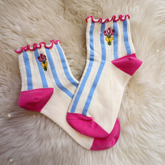 Tulip Embroidered Ruffle Pointelle Socks