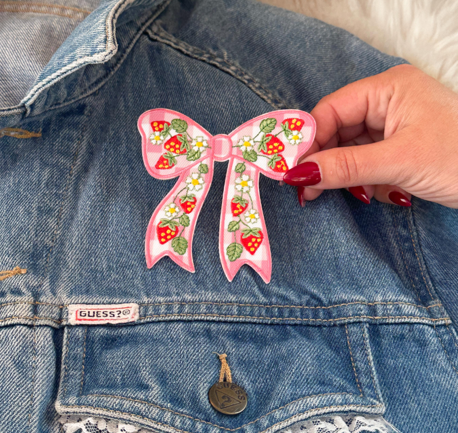 Medium Strawberry Bow Patch