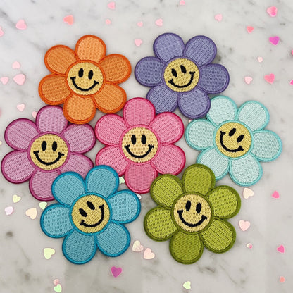 Smiley Face Daisy Patches - Wildflower + Co