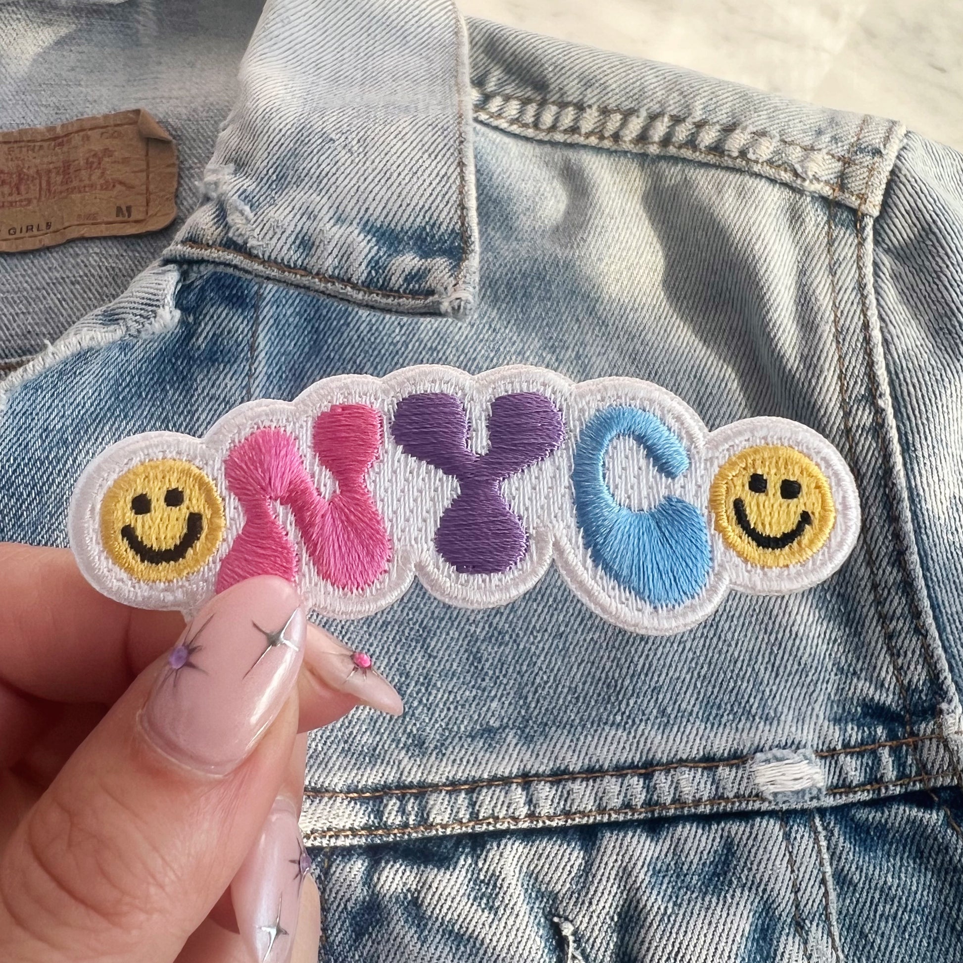 TR00633-MLT-OS - NYC Smiley Patch - Embroidered Iron on Patches for Jackets - Cute New York City Souvenir Gift - Wildflower + Co (4) hand