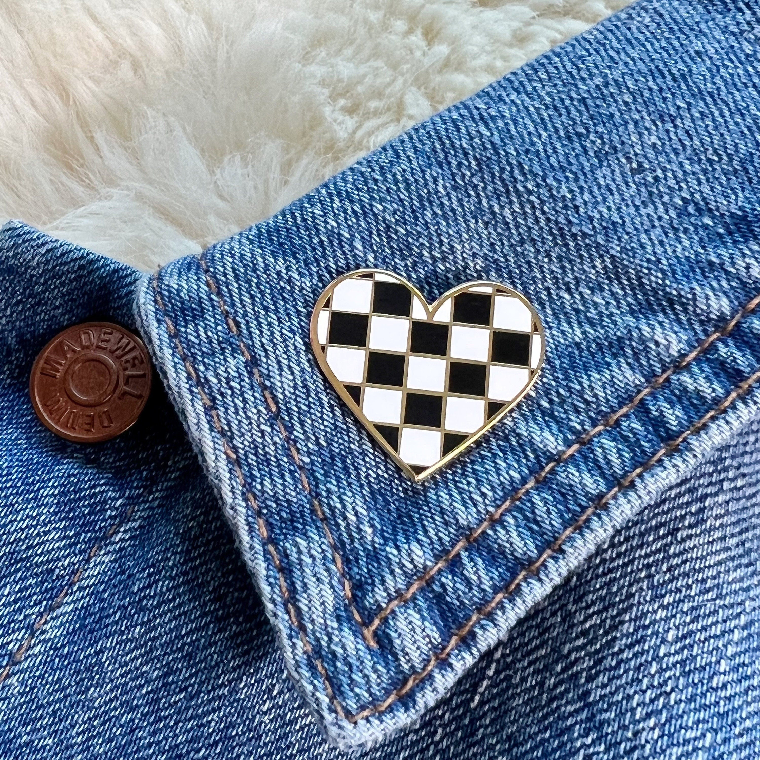Checkered Heart Enamel Pin – WildflowerCoShop