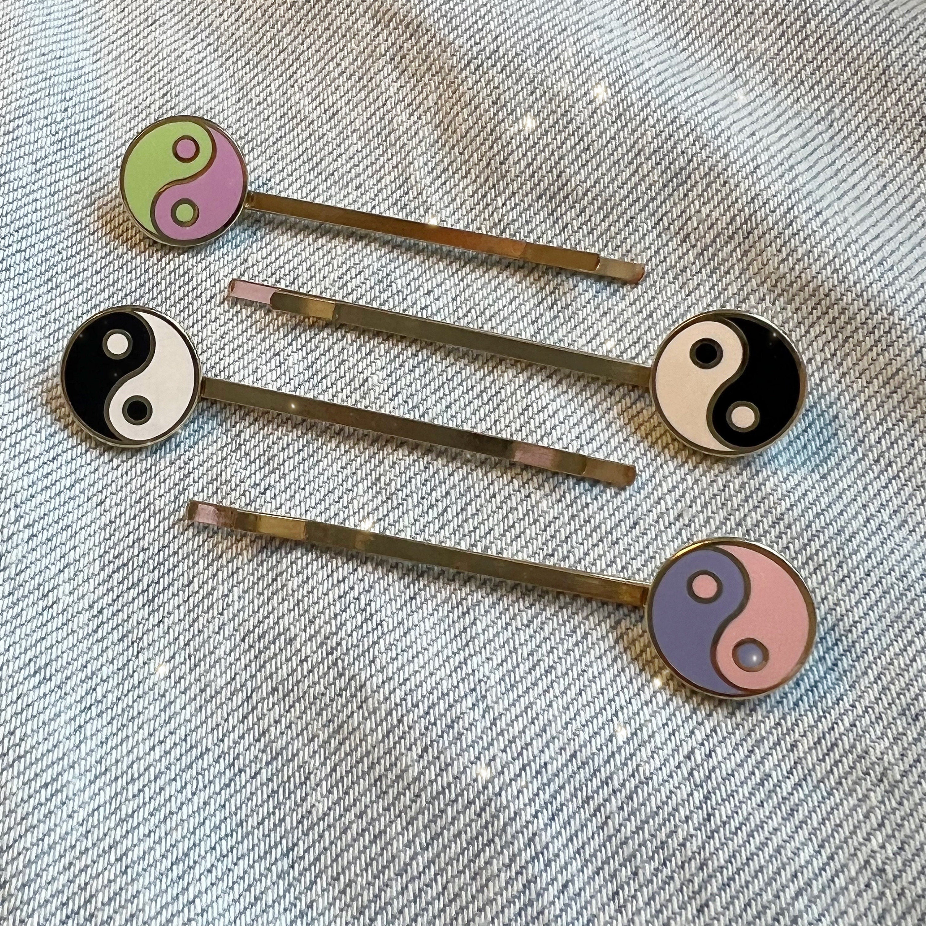 Yin Yang Bobby Pins – WildflowerCoShop