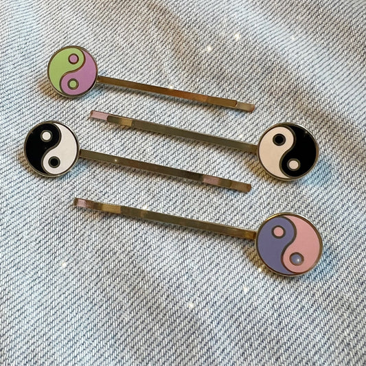 Yin Yang Bobby Pins